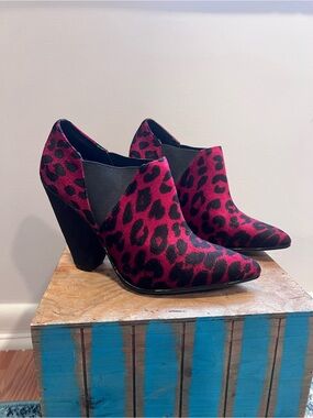 Vintage ASOS Burgundy Leopard Print Pointed Heel Booties